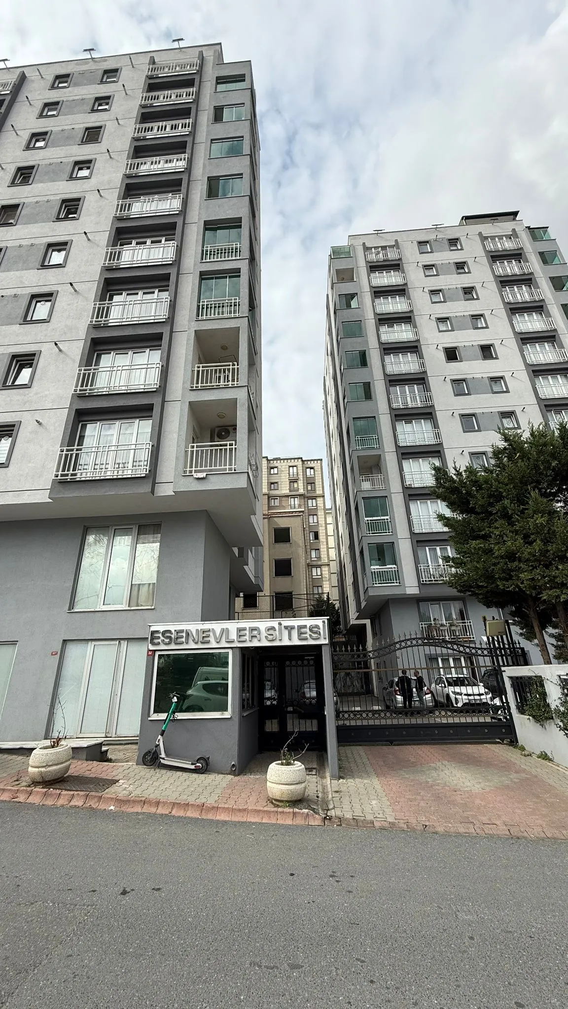 ÜMRANİYE ESENEVLER SİTESİ 9.KAT DUBLEKS 4+1TERAS BALKONLU DAİRE